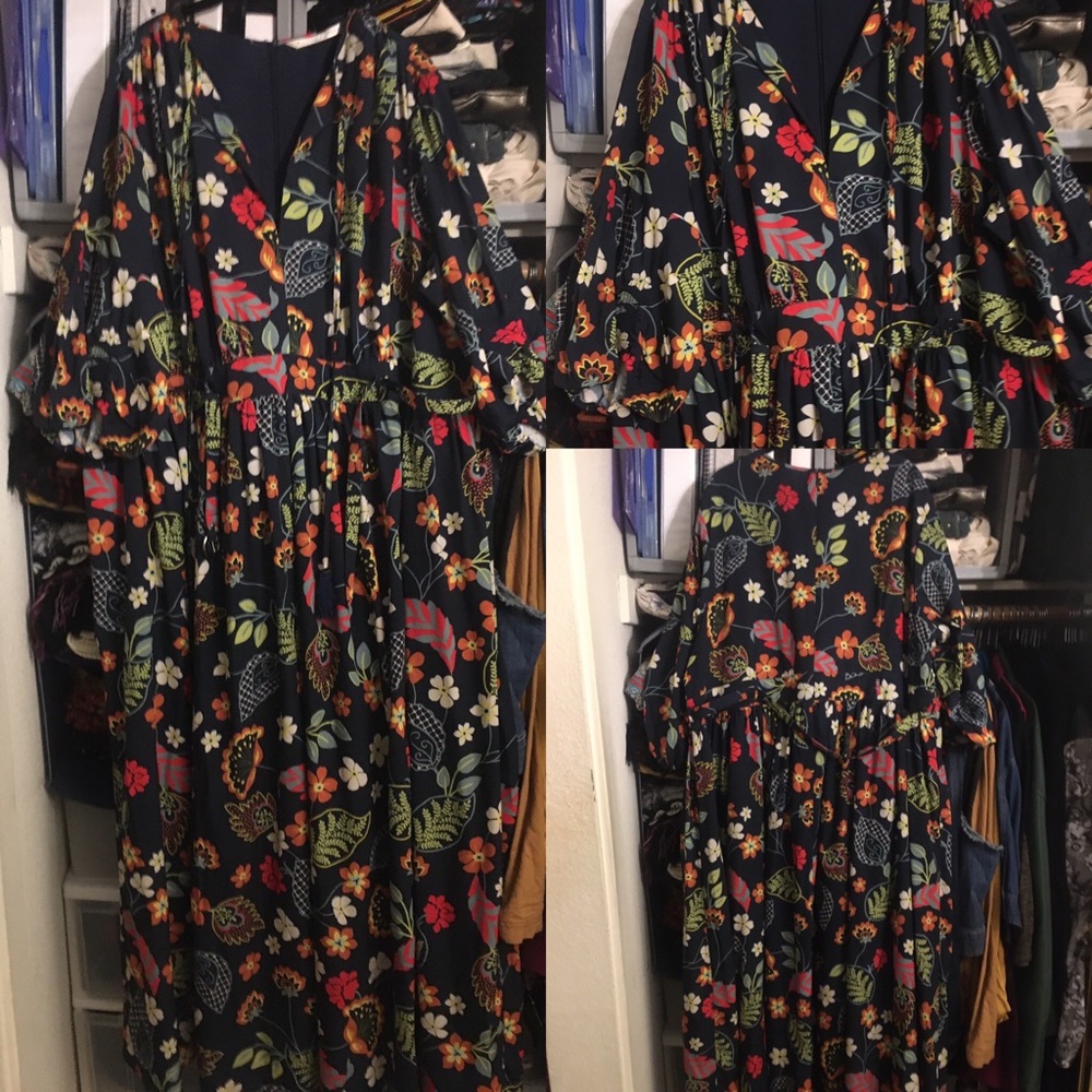 Eshakti Floral Print Maxi Dress in 4x - 28